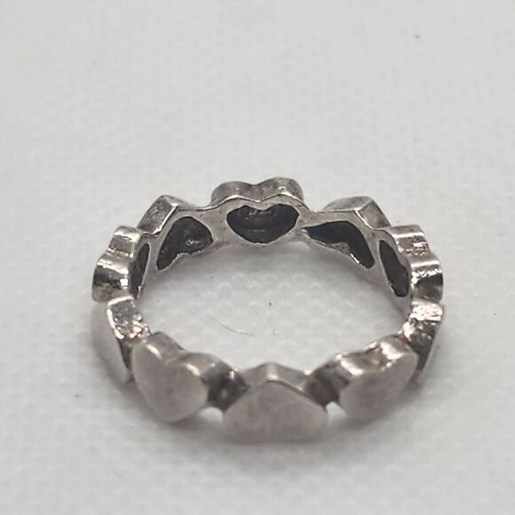 Sterling Silver Hearts Ring (6) - Picture 4 of 6
